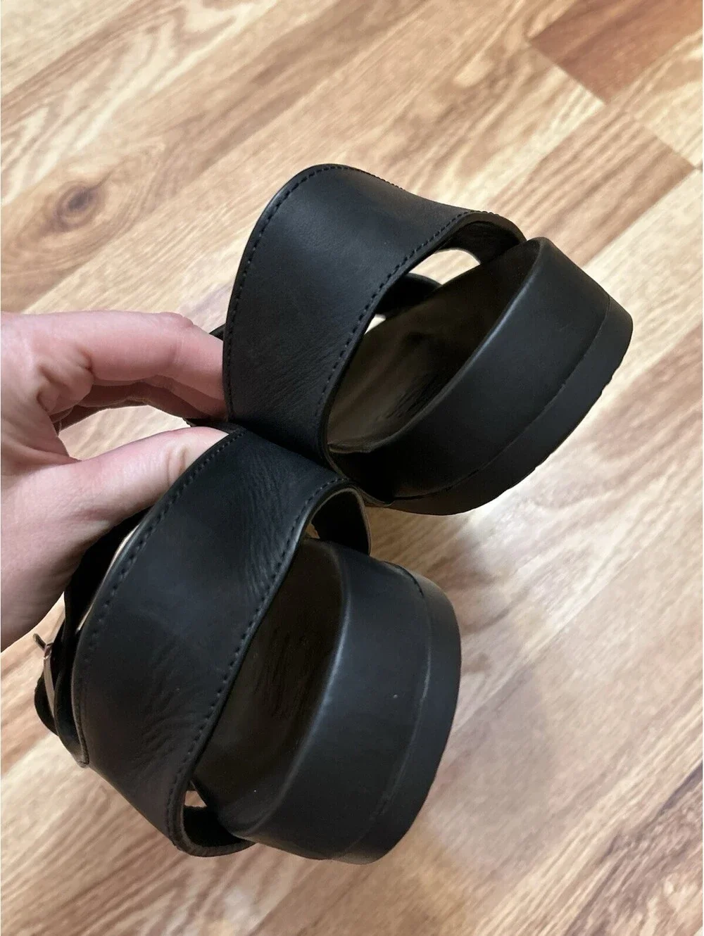 Loewe Black Ease Buckle Leather Sandals 39